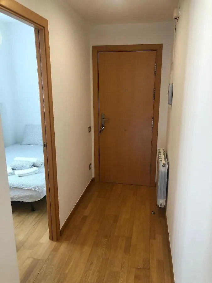 Barcelona Style Beach Apartment 0*,